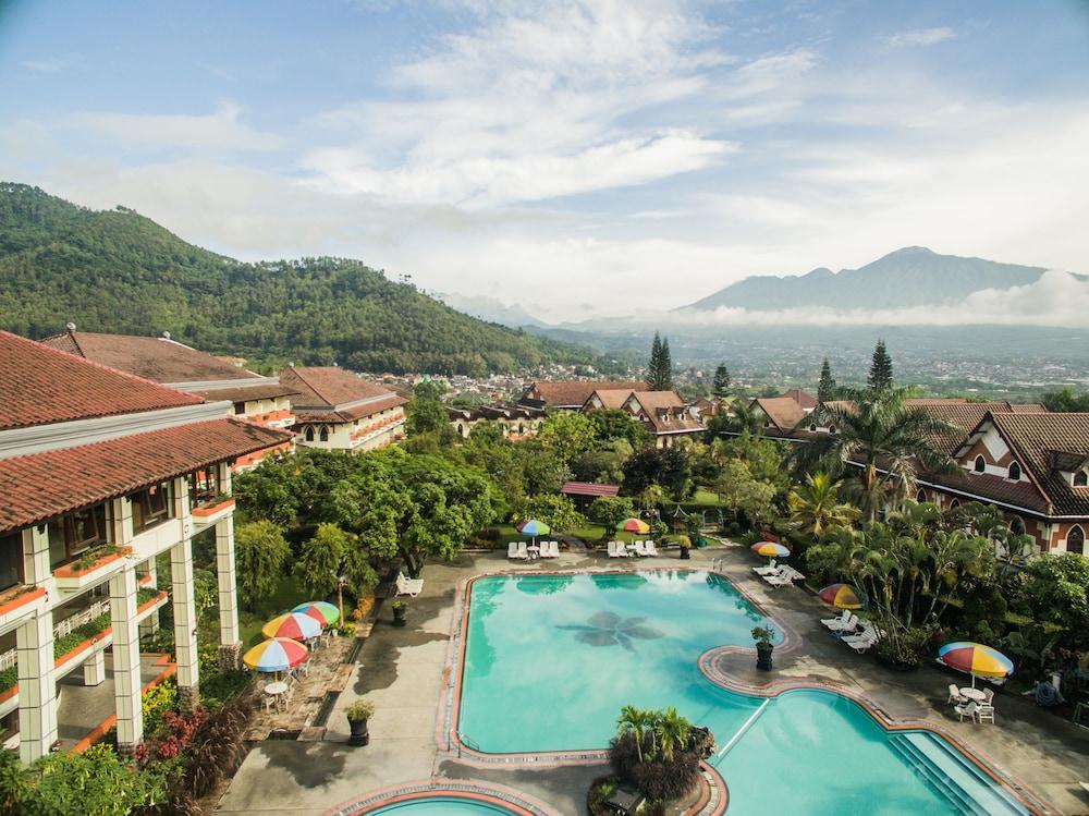 Royal Orchids Garden Hotel&Condominium Batu  Exterior foto