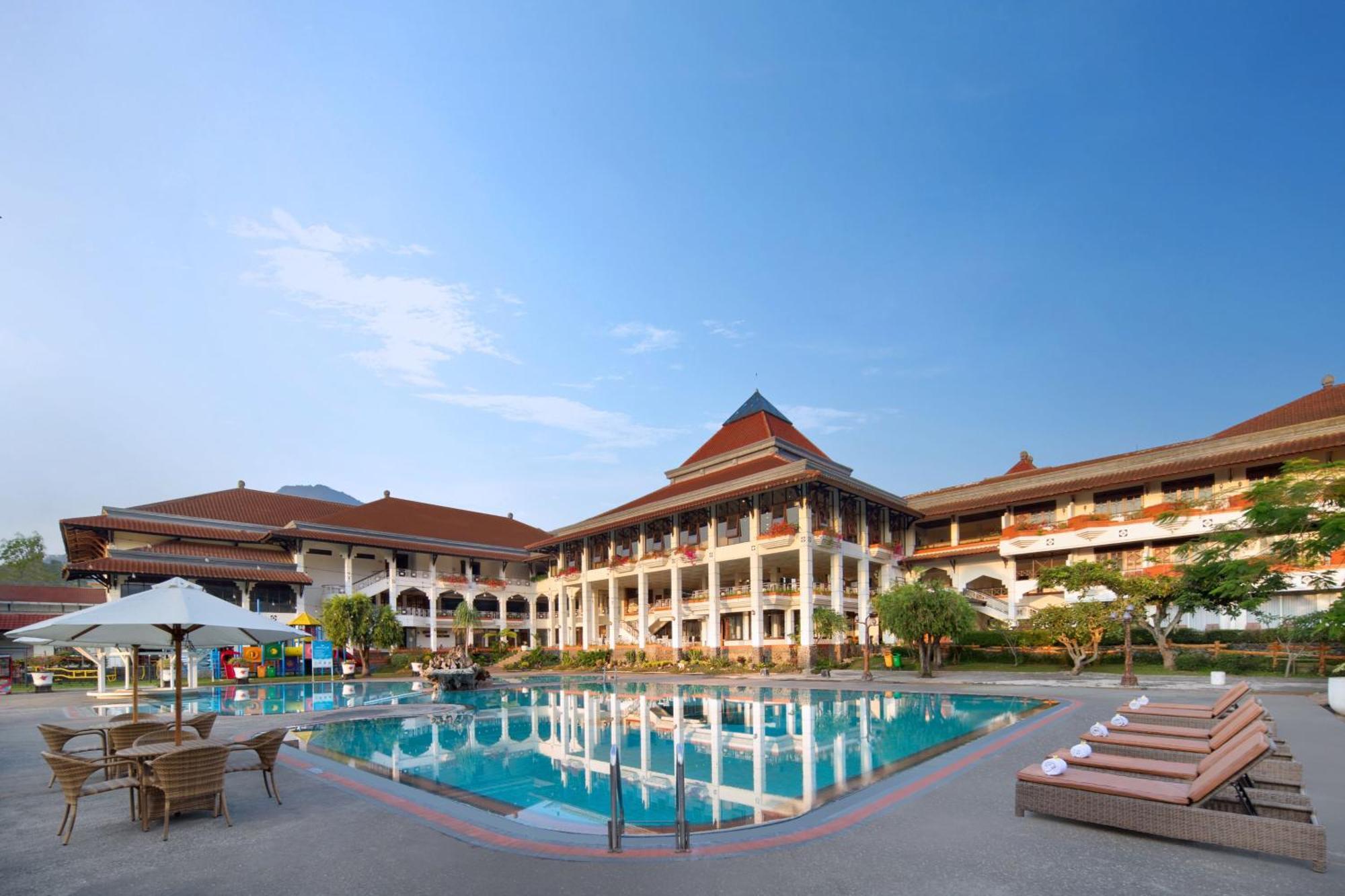 Royal Orchids Garden Hotel&Condominium Batu  Exterior foto